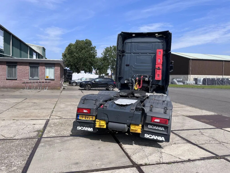 Tractor unit Scania R730 Clean Nordic Scania R730 trekker BLACK ON GREY: picture 15