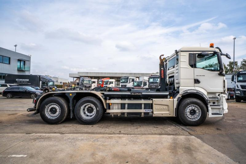 MAN TGS 26.430 6x2-4 BL - Hook lift truck: picture 3 MAN TGS 26.430 6x2-4 BL - Hook lift truck: picture 3