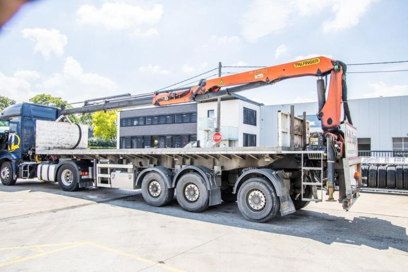 SYSTEM TRAILER CRANE/KRAN/GRUE-PALFINGER 24T/M+3EXT - Dropside/ Flatbed semi-trailer: picture 3 SYSTEM TRAILER CRANE/KRAN/GRUE-PALFINGER 24T/M+3EXT - Dropside/ Flatbed semi-trailer: picture 3