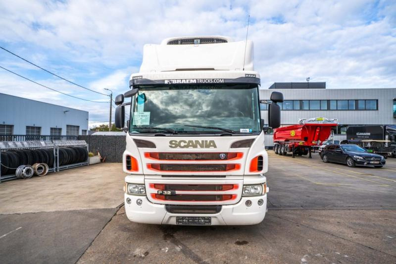 Scania P320 - THERMOKING T-1000R - Refrigerator truck: picture 3 Scania P320 - THERMOKING T-1000R - Refrigerator truck: picture 3