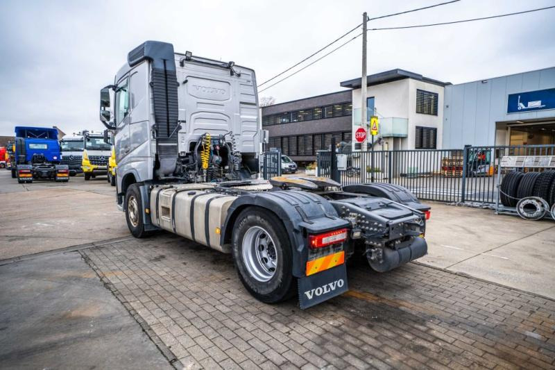 Volvo FH 460 +KIPHYDR. - Tractor unit: picture 3 Volvo FH 460 +KIPHYDR. - Tractor unit: picture 3