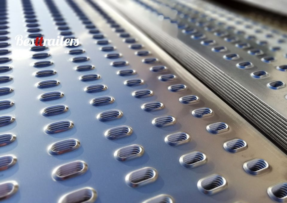 Blacha LOHR ALUMINIOWA I STALOWA PRODUCENT - Spare parts: picture 1 Blacha LOHR ALUMINIOWA I STALOWA PRODUCENT - Spare parts: picture 1