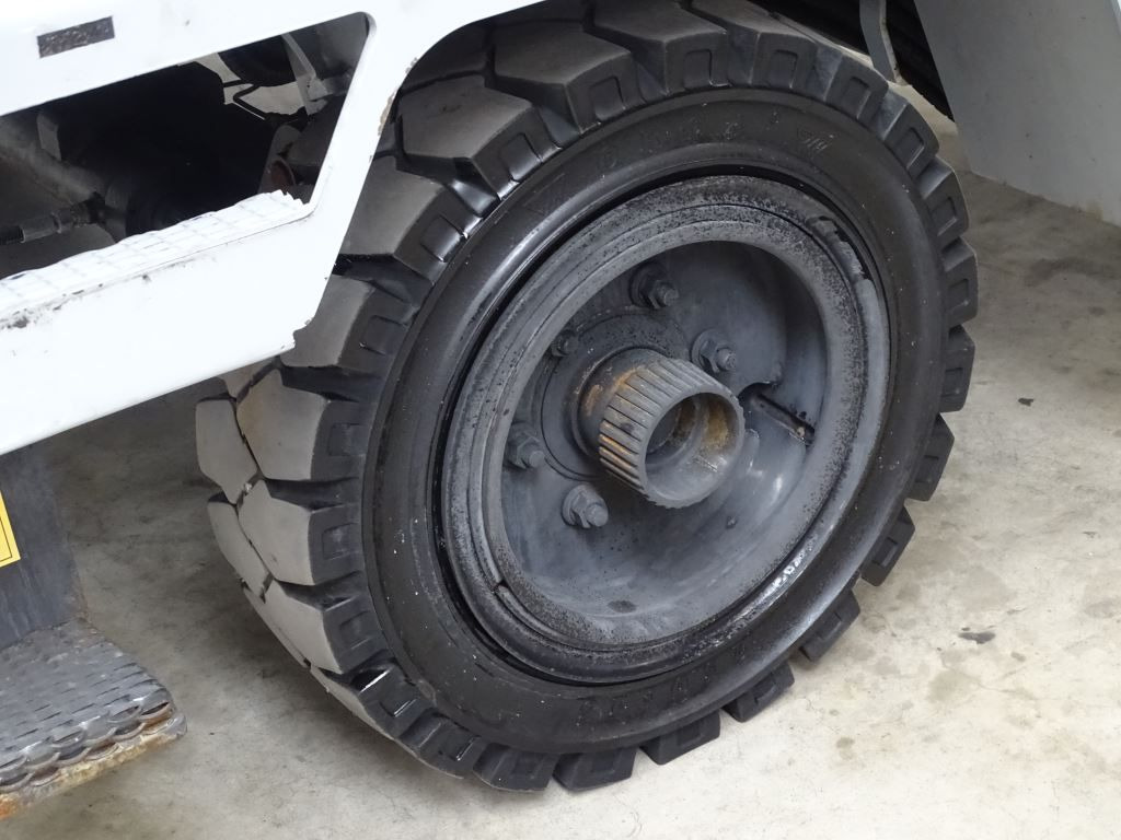 Side loader Hubtex S50G - 652 MTH - GAS: picture 9 Side loader Hubtex S50G - 652 MTH - GAS: picture 9