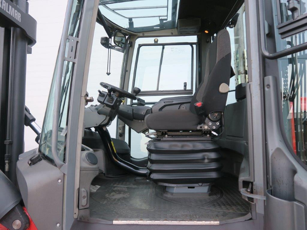 Kalmar DCG160-12 - Diesel forklift: picture 2 Kalmar DCG160-12 - Diesel forklift: picture 2