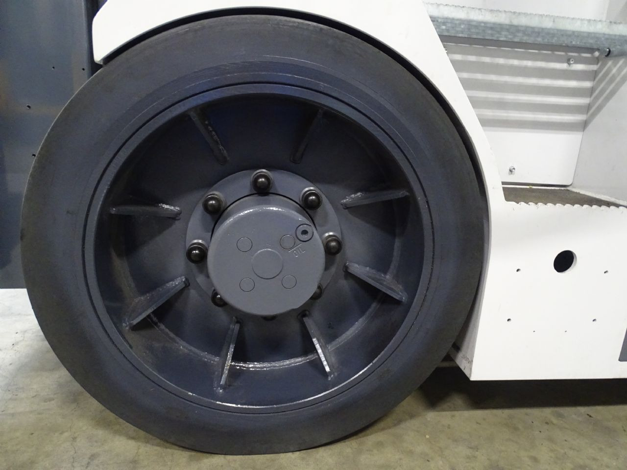 Montini MR10 - Li-ION - TRIPLEX - DEMO - Electric forklift: picture 2 Montini MR10 - Li-ION - TRIPLEX - DEMO - Electric forklift: picture 2