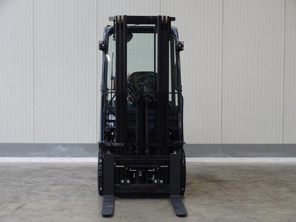 Toyota 02-8FGF18 - DEMO - TRIPLEX - Forklift: picture 5 Toyota 02-8FGF18 - DEMO - TRIPLEX - Forklift: picture 5