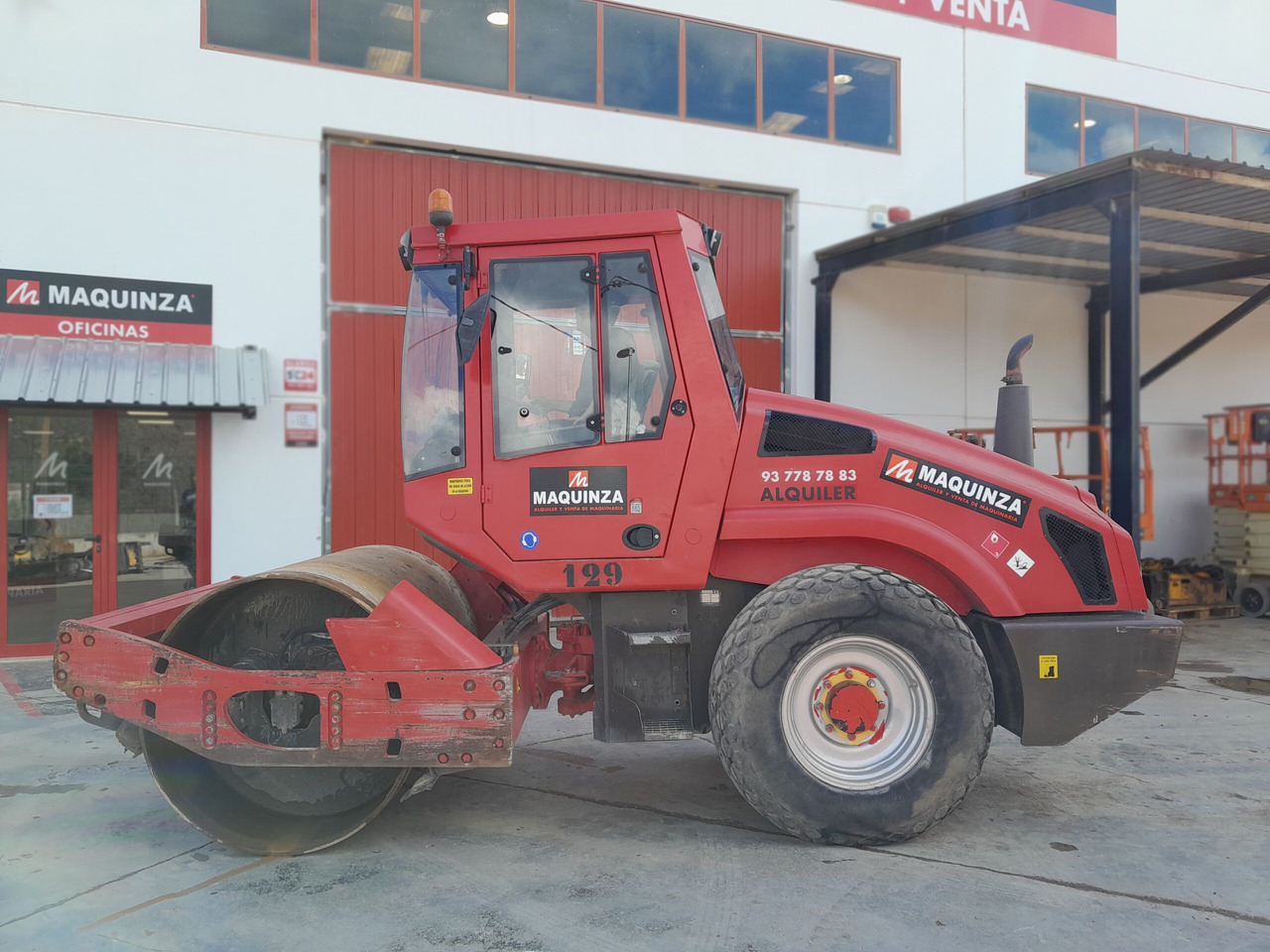 BOMAG BW177D4 - Compactor: picture 2 BOMAG BW177D4 - Compactor: picture 2