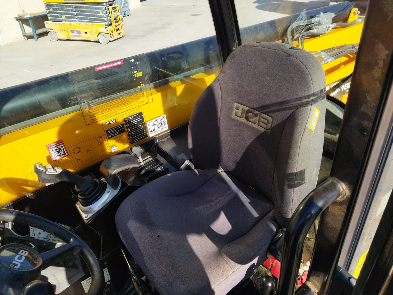 Telescopic handler JCB 540.180: picture 10