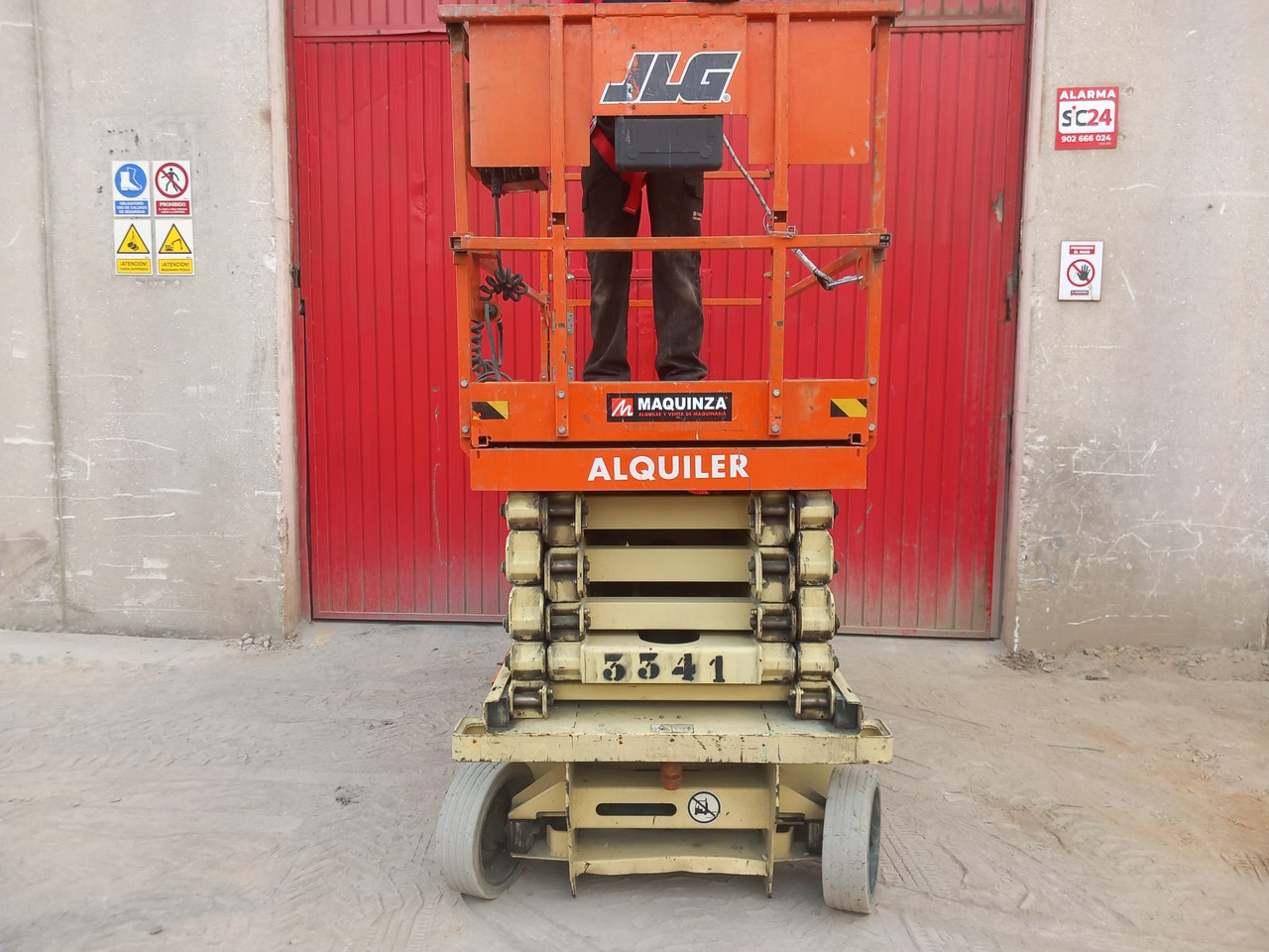 JLG 10RS - Scissor lift: picture 4 JLG 10RS - Scissor lift: picture 4