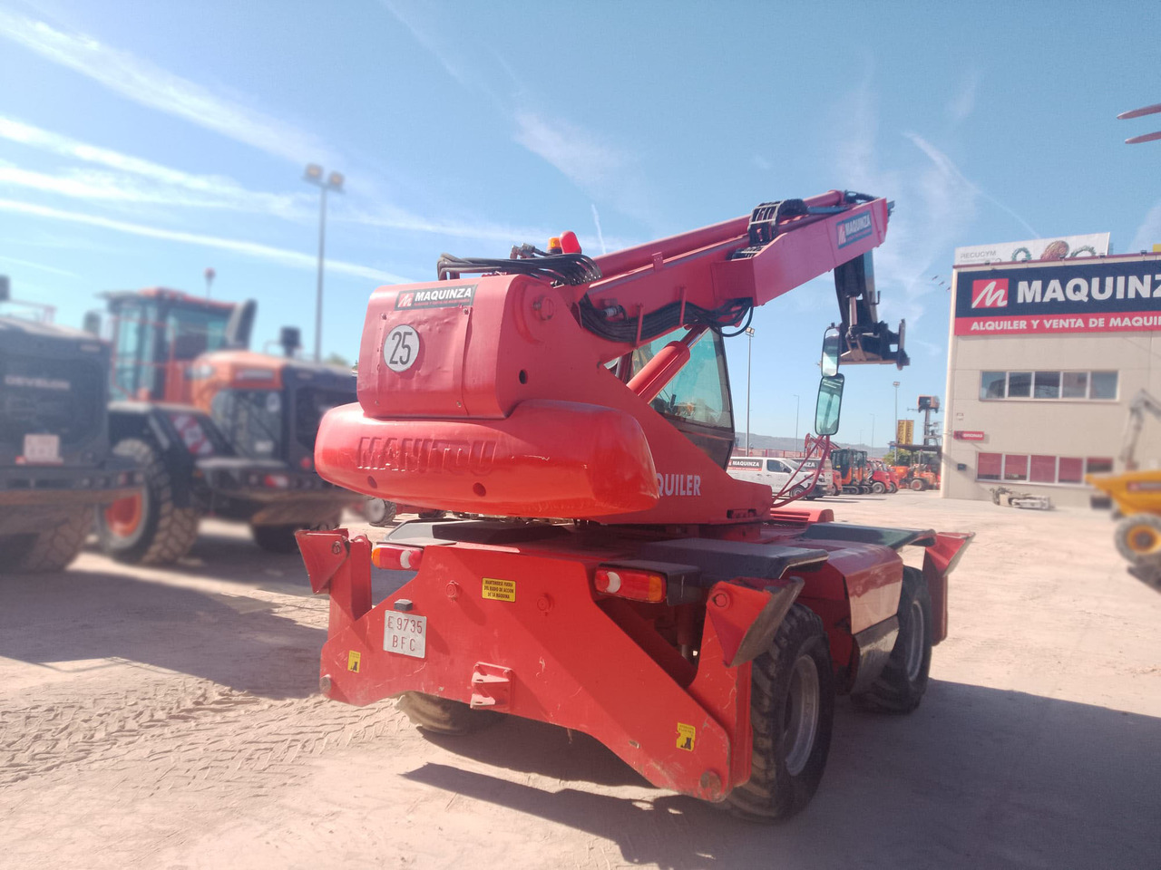MANITOU MRT1635 - Telescopic handler: picture 2 MANITOU MRT1635 - Telescopic handler: picture 2