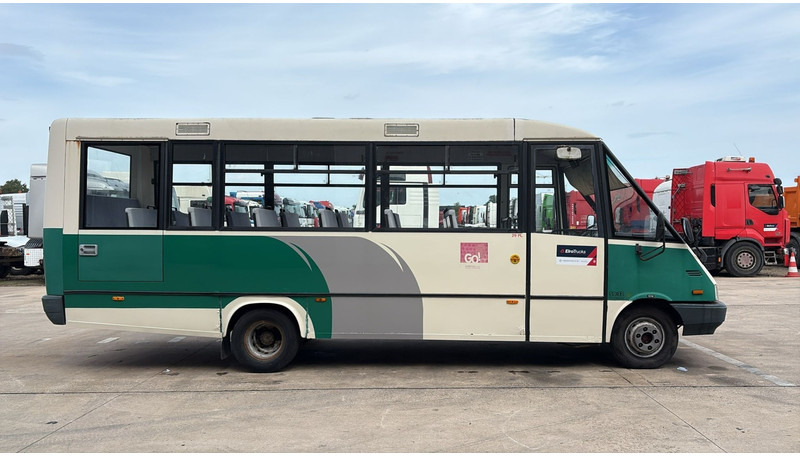 Iveco 59-12 (BELGIAN BUS / 29 SEATS / MANUAL PUMP / LAMES / STEEL SUSP.) - City bus: picture 3 Iveco 59-12 (BELGIAN BUS / 29 SEATS / MANUAL PUMP / LAMES / STEEL SUSP.) - City bus: picture 3