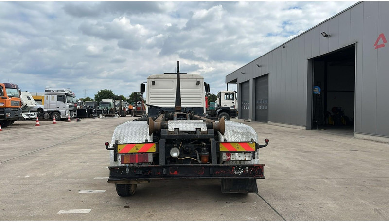 Hook lift truck MAN 26.312 (6 CYLINDER / 6X2 / BELGIAN TRUCK IN GOOD CONDITION): picture 6