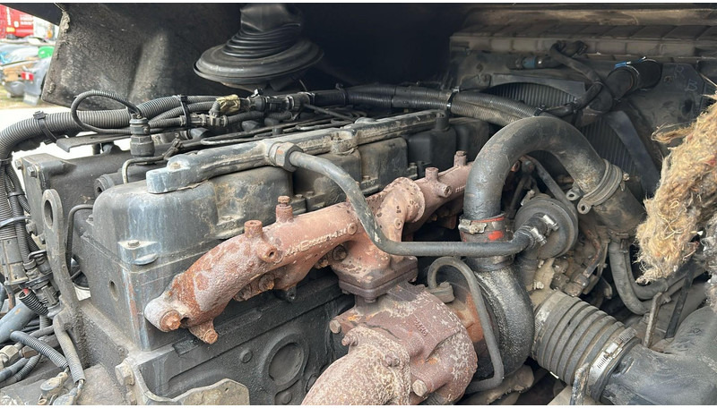 Hook lift truck MAN 26.312 (6 CYLINDER / 6X2 / BELGIAN TRUCK IN GOOD CONDITION): picture 16