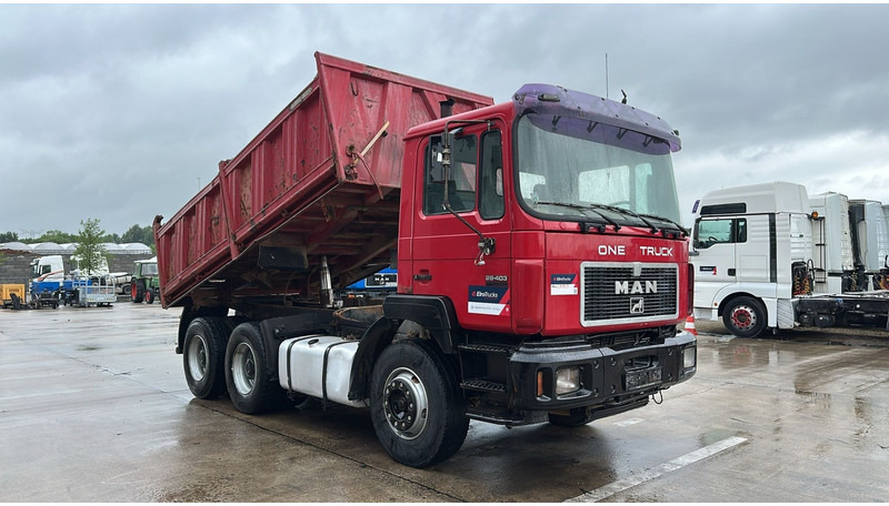 MAN 26.403 (STEEL SUSPENSION / VERY CLEAN / 6 CYLINDER / BIG AXLE / EURO 2) - Tipper: picture 3 MAN 26.403 (STEEL SUSPENSION / VERY CLEAN / 6 CYLINDER / BIG AXLE / EURO 2) - Tipper: picture 3