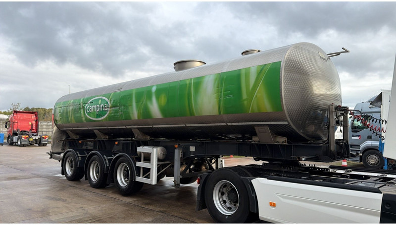 TURBO'S HOET OC/3AT/39 (29500 LITER / MILK / MILCHE / LAIT / WATER / 2X STEERING AXLE / 2X LENKASCHEN) - Tank semi-trailer: picture 2 TURBO'S HOET OC/3AT/39 (29500 LITER / MILK / MILCHE / LAIT / WATER / 2X STEERING AXLE / 2X LENKASCHEN) - Tank semi-trailer: picture 2
