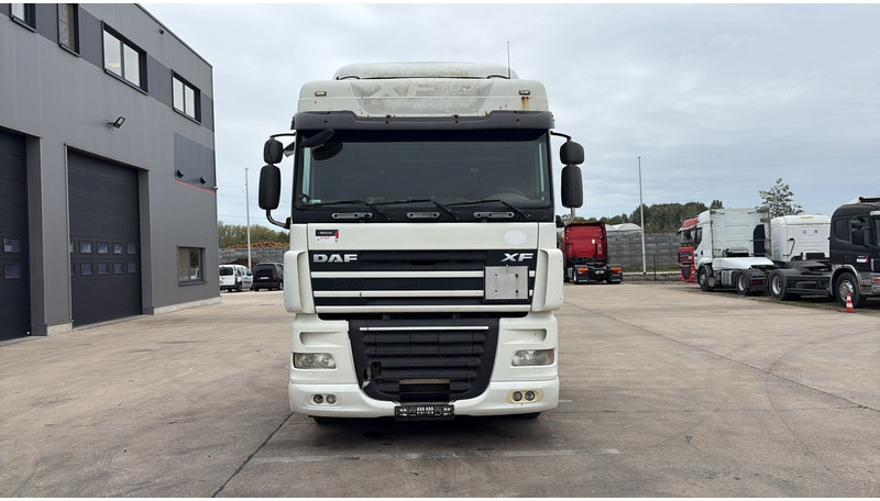 DAF 105 XF 460 (AIRCO / GOOD CONDITION / BONNE ETAT / BOITE MANUALLE / GEARBOX MANUAL) - Tractor unit: picture 2 DAF 105 XF 460 (AIRCO / GOOD CONDITION / BONNE ETAT / BOITE MANUALLE / GEARBOX MANUAL) - Tractor unit: picture 2