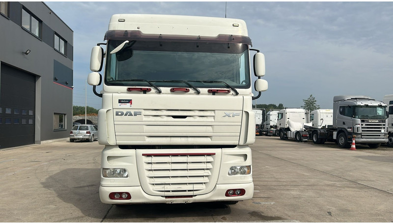 DAF 105 XF 460 (BOITE MANUELLE / MANUAL GEARBOX / GOOD CONDITION) - Tractor unit: picture 3 DAF 105 XF 460 (BOITE MANUELLE / MANUAL GEARBOX / GOOD CONDITION) - Tractor unit: picture 3