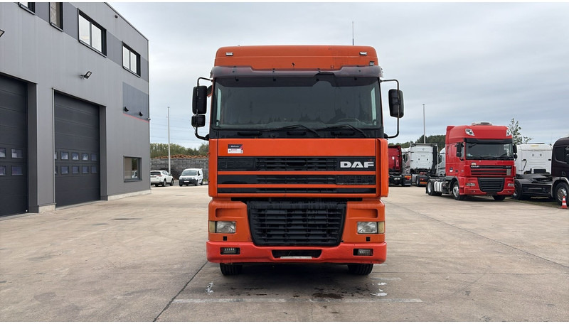 DAF 95 XF 430 (EURO 3 / BOITE MANUELLE / MANUAL GEARBOX) - Tractor unit: picture 2 DAF 95 XF 430 (EURO 3 / BOITE MANUELLE / MANUAL GEARBOX) - Tractor unit: picture 2
