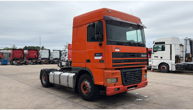 DAF 95 XF 430 (EURO 3 / BOITE MANUELLE / MANUAL GEARBOX) - Tractor unit: picture 3 DAF 95 XF 430 (EURO 3 / BOITE MANUELLE / MANUAL GEARBOX) - Tractor unit: picture 3