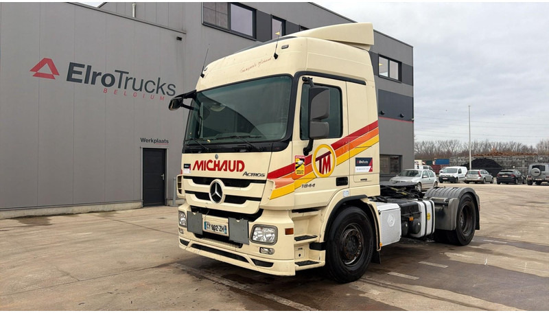 Mercedes-Benz actros 1844 (MP3 / CAMION FRANCAIS / PARFAIT ETAT / PTO / FRENCH TRUCK) - Tractor unit: picture 1 Mercedes-Benz actros 1844 (MP3 / CAMION FRANCAIS / PARFAIT ETAT / PTO / FRENCH TRUCK) - Tractor unit: picture 1