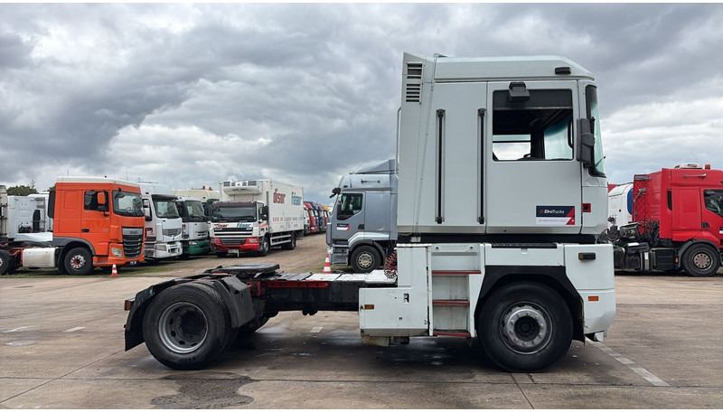 Renault AE 440 Magnum E-tech (BOITE MANUELLE / MANUAL GEARBOX) - Tractor unit: picture 3 Renault AE 440 Magnum E-tech (BOITE MANUELLE / MANUAL GEARBOX) - Tractor unit: picture 3
