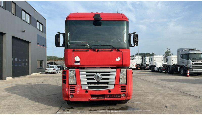 Renault MAGNUM 460 (BOITE MANUELLE / MANUAL GEARBOX) - Tractor unit: picture 2 Renault MAGNUM 460 (BOITE MANUELLE / MANUAL GEARBOX) - Tractor unit: picture 2