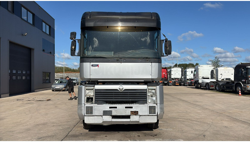 Renault Magnum 430 (POMPE MANUELLE / MANUAL PUMP / BOITE MANUELLE) - Tractor unit: picture 2 Renault Magnum 430 (POMPE MANUELLE / MANUAL PUMP / BOITE MANUELLE) - Tractor unit: picture 2