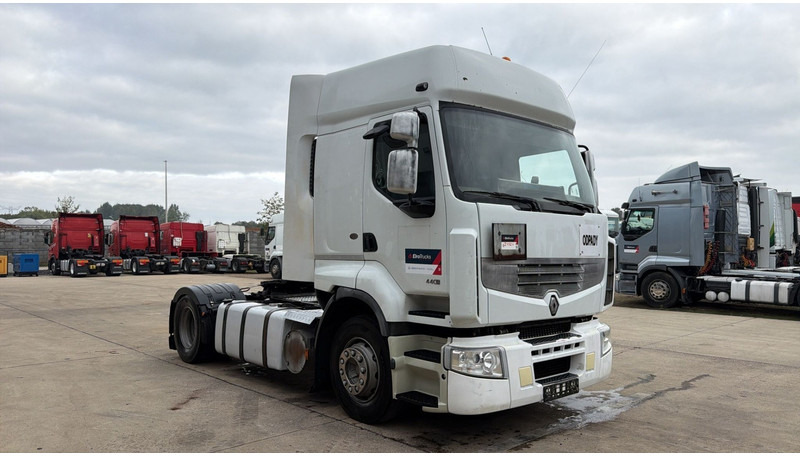 Renault Premium 440 DXI (BOITE MANUELLE / MANUAL GEARBOX) - Tractor unit: picture 3 Renault Premium 440 DXI (BOITE MANUELLE / MANUAL GEARBOX) - Tractor unit: picture 3
