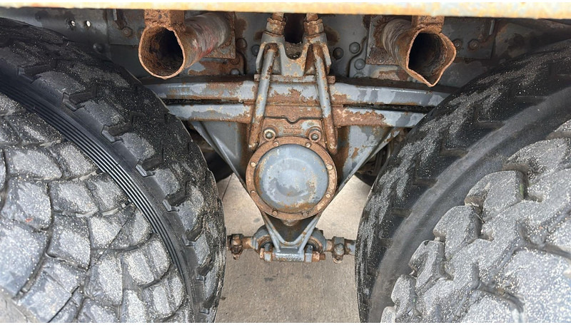 Leasing of Volvo FL 12.380 (8X4 /STEEL SUSP. / BOITE MANUELLE / MANUAL GEARBOX) Volvo FL 12.380 (8X4 /STEEL SUSP. / BOITE MANUELLE / MANUAL GEARBOX): picture 16 Leasing of Volvo FL 12.380 (8X4 /STEEL SUSP. / BOITE MANUELLE / MANUAL GEARBOX) Volvo FL 12.380 (8X4 /STEEL SUSP. / BOITE MANUELLE / MANUAL GEARBOX): picture 16