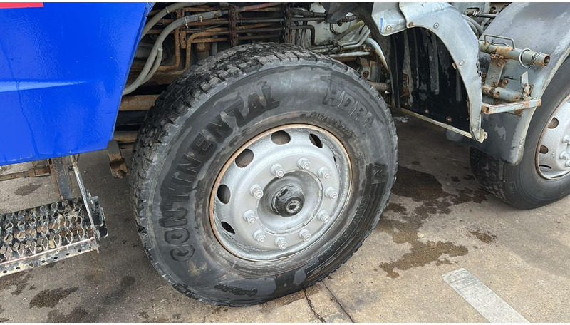 Leasing of Volvo FL 12.380 (8X4 /STEEL SUSP. / BOITE MANUELLE / MANUAL GEARBOX) Volvo FL 12.380 (8X4 /STEEL SUSP. / BOITE MANUELLE / MANUAL GEARBOX): picture 8 Leasing of Volvo FL 12.380 (8X4 /STEEL SUSP. / BOITE MANUELLE / MANUAL GEARBOX) Volvo FL 12.380 (8X4 /STEEL SUSP. / BOITE MANUELLE / MANUAL GEARBOX): picture 8