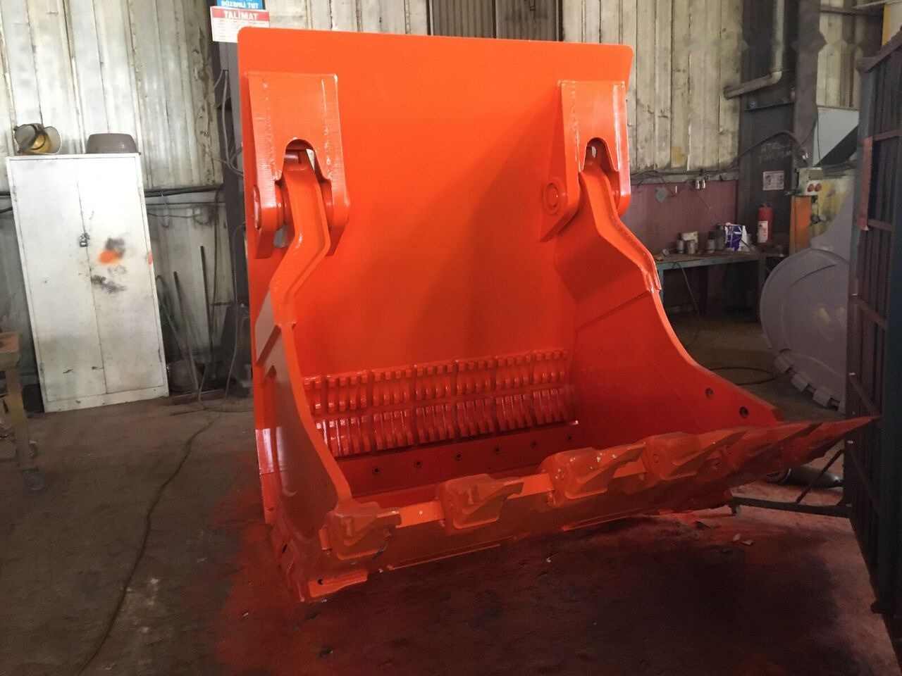 Doosan DX500 - Excavator bucket: picture 4 Doosan DX500 - Excavator bucket: picture 4