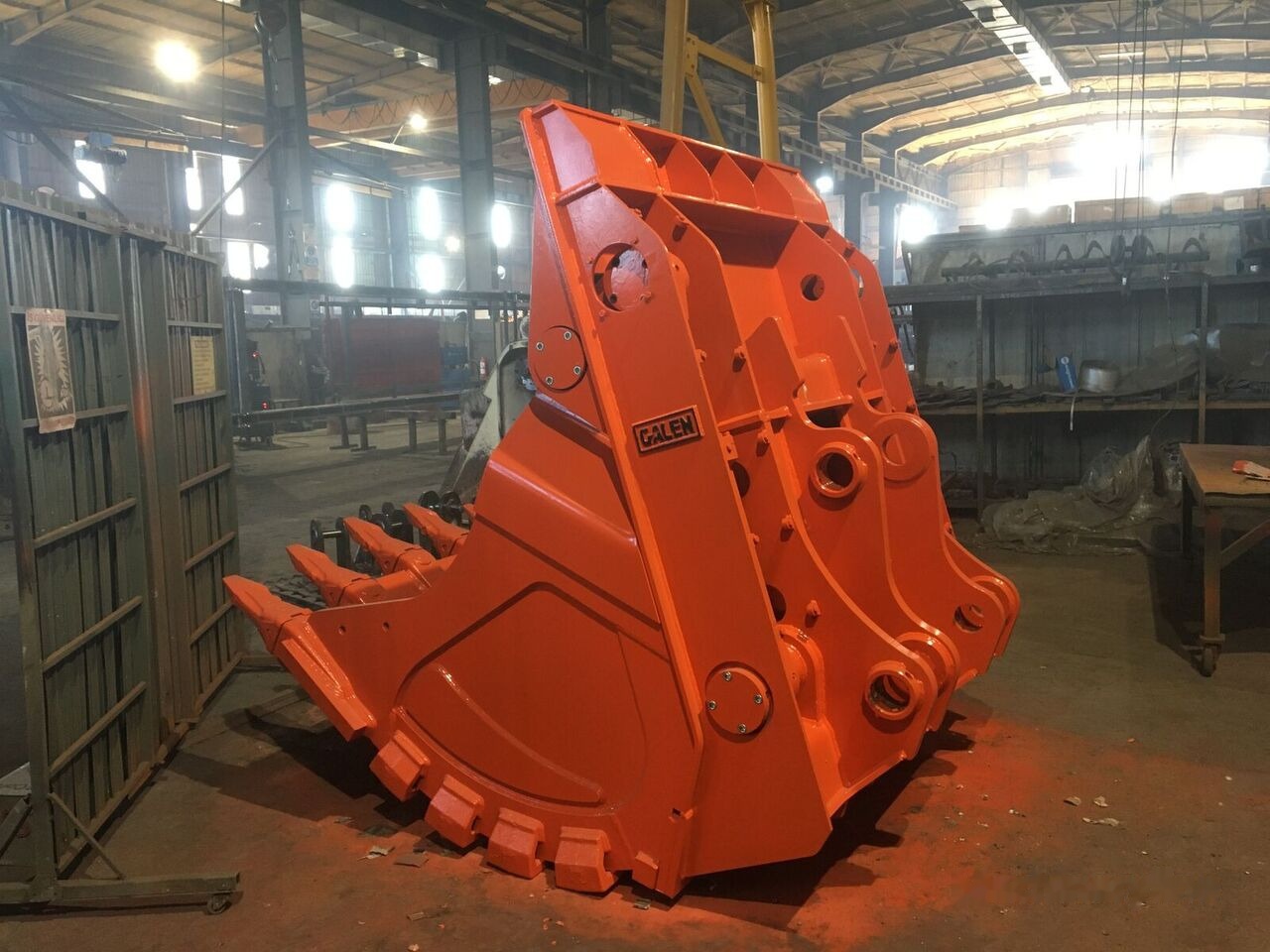 Doosan DX500 - Excavator bucket: picture 2 Doosan DX500 - Excavator bucket: picture 2