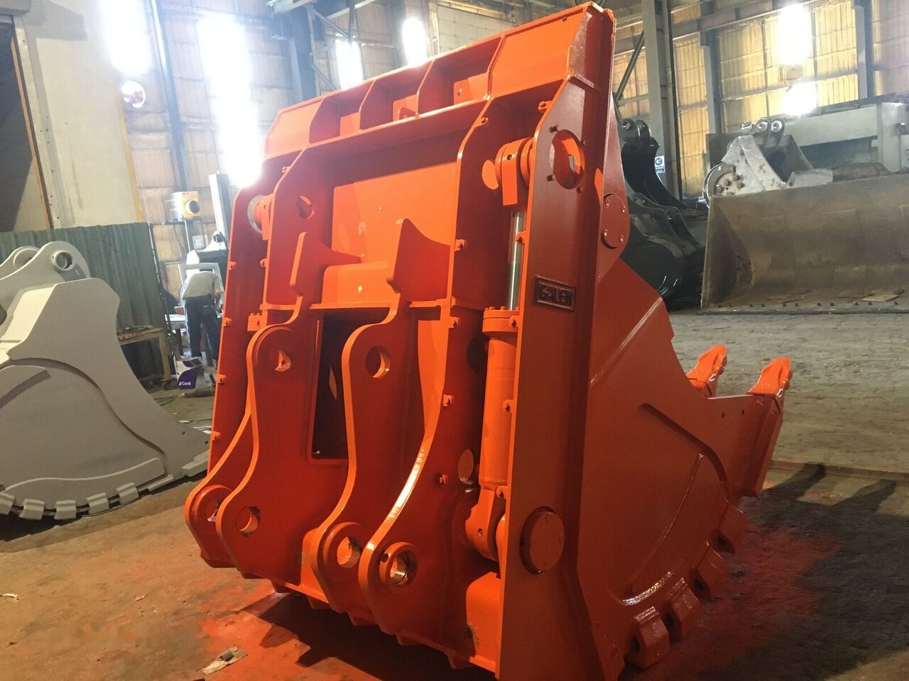 Doosan DX500 - Excavator bucket: picture 5 Doosan DX500 - Excavator bucket: picture 5