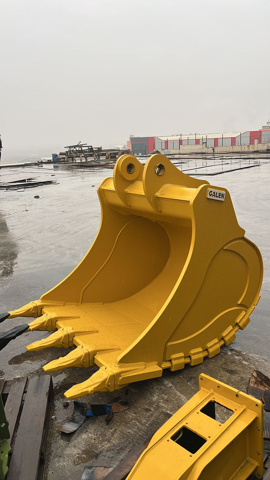 Komatsu PC300 Reinforced General Purpose Bucket - Excavator bucket for Crawler excavator: picture 2 Komatsu PC300 Reinforced General Purpose Bucket - Excavator bucket for Crawler excavator: picture 2