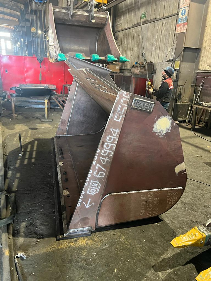 Komatsu WA470 General Purpose Bucket - Loader bucket for Wheel excavator: picture 1 Komatsu WA470 General Purpose Bucket - Loader bucket for Wheel excavator: picture 1