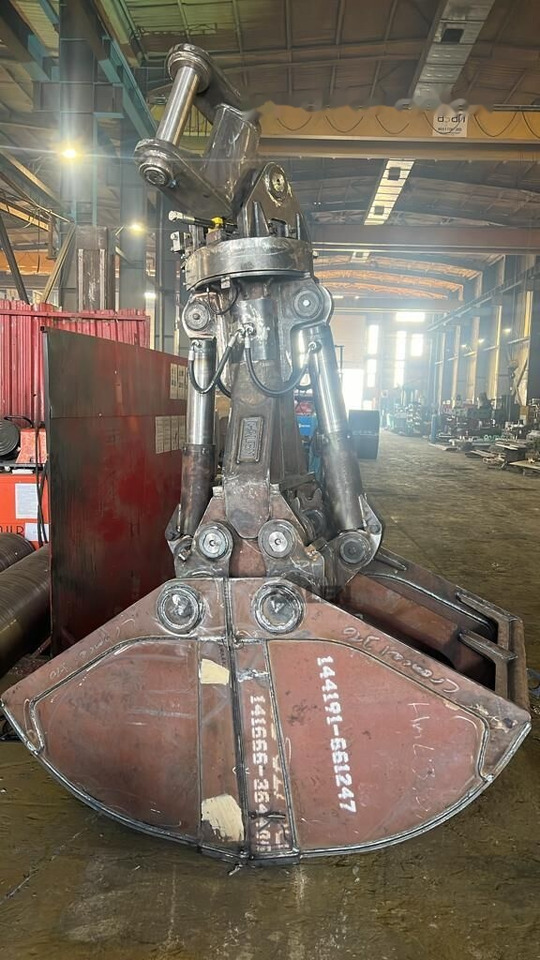 Liebherr R928 Clamshell Bucket - Clamshell bucket: picture 1 Liebherr R928 Clamshell Bucket - Clamshell bucket: picture 1