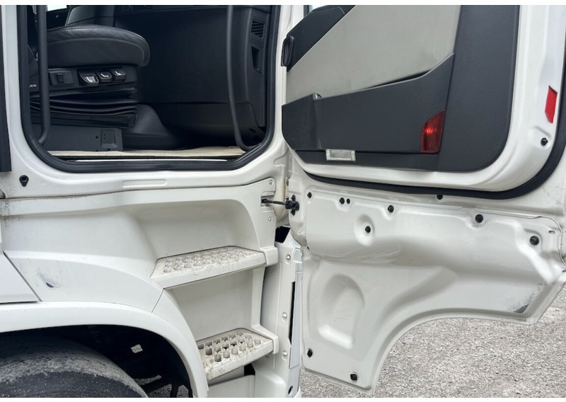 Volvo FH500 - Cab chassis truck: picture 5 Volvo FH500 - Cab chassis truck: picture 5