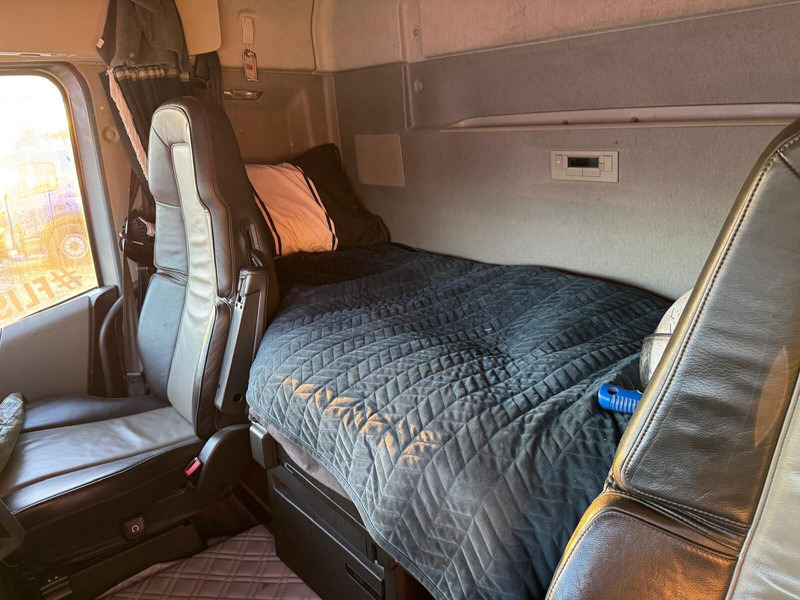 Volvo FH540 - Cab chassis truck: picture 4 Volvo FH540 - Cab chassis truck: picture 4