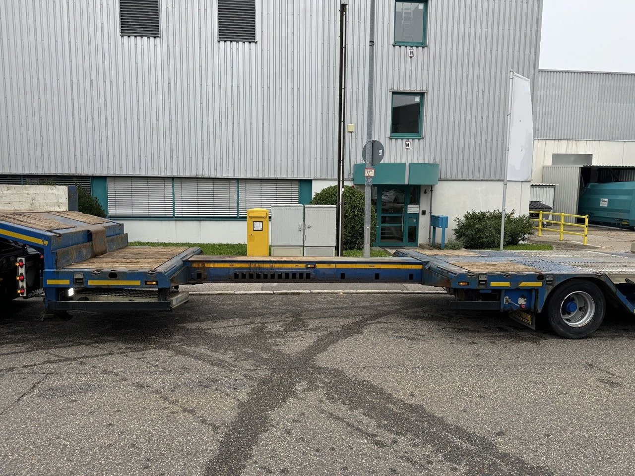 Doll S3L Tele-Tieflader+3,3m Radmulden Lift Lenkachse - Low loader semi-trailer: picture 4 Doll S3L Tele-Tieflader+3,3m Radmulden Lift Lenkachse - Low loader semi-trailer: picture 4
