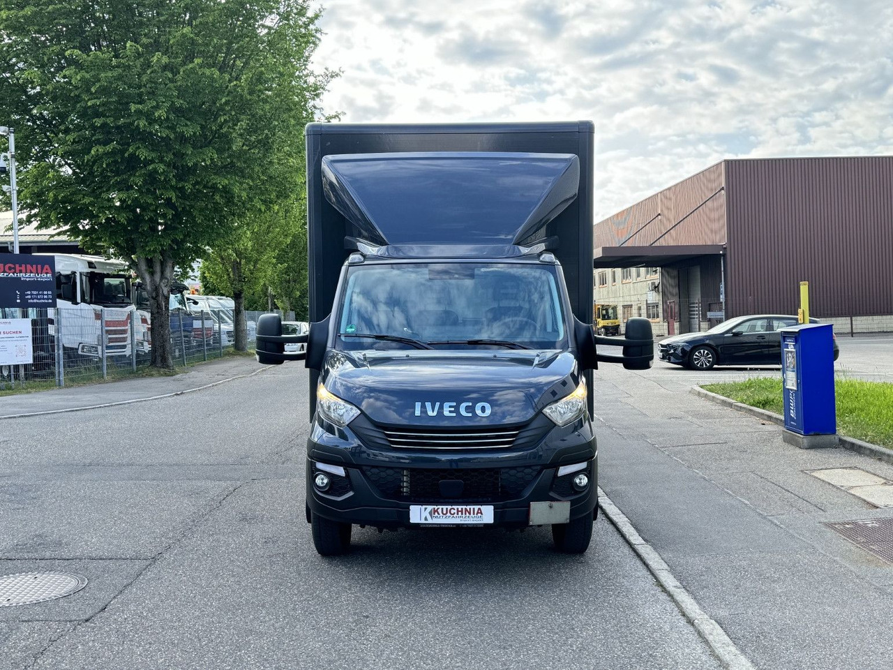 Iveco Daily 72c180 Hi-Matic Koffer LBW Luftgef. Klima - Box van: picture 2 Iveco Daily 72c180 Hi-Matic Koffer LBW Luftgef. Klima - Box van: picture 2