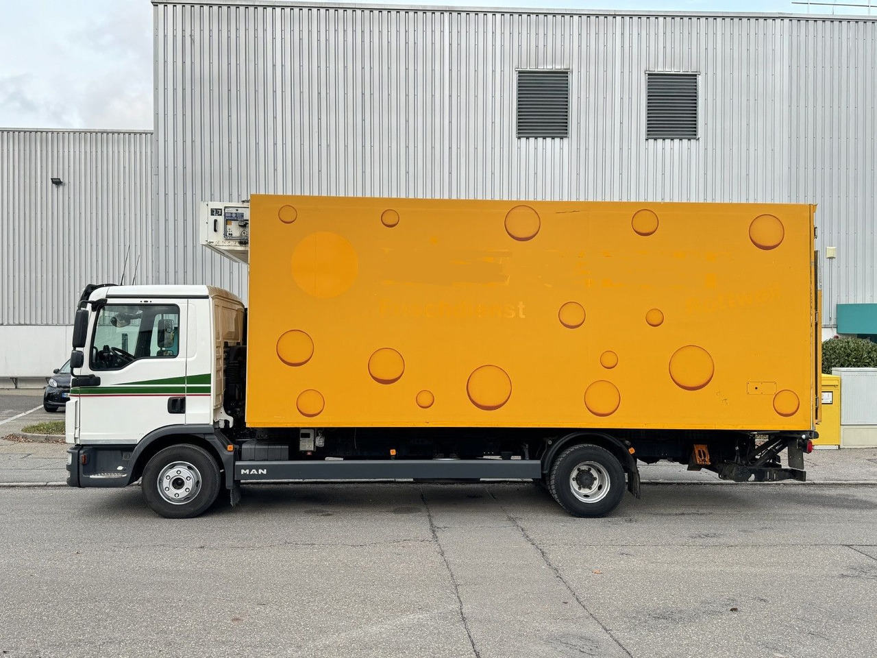 MAN TGL 12.250 Tiefkühlkoffer 6m LBW E6 Klima Autom - Refrigerator truck: picture 4 MAN TGL 12.250 Tiefkühlkoffer 6m LBW E6 Klima Autom - Refrigerator truck: picture 4