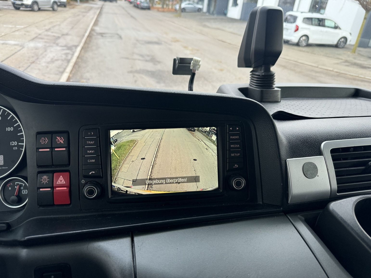 Refrigerator truck MAN TGL 12.250 Tiefkühlkoffer 6m LBW  E6 Klima Autom: picture 29