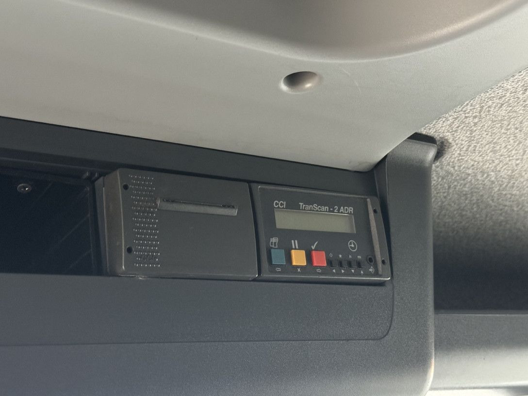 Refrigerator truck MAN TGL 12.250 Tiefkühlkoffer 6m LBW  E6 Klima Autom: picture 30