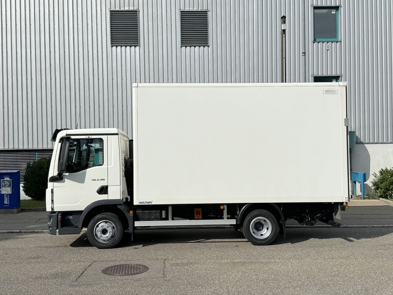 MAN TGL 8.190 BL Koffer 4,57m LBW 1,5t Kamera TOP - Box van: picture 4 MAN TGL 8.190 BL Koffer 4,57m LBW 1,5t Kamera TOP - Box van: picture 4