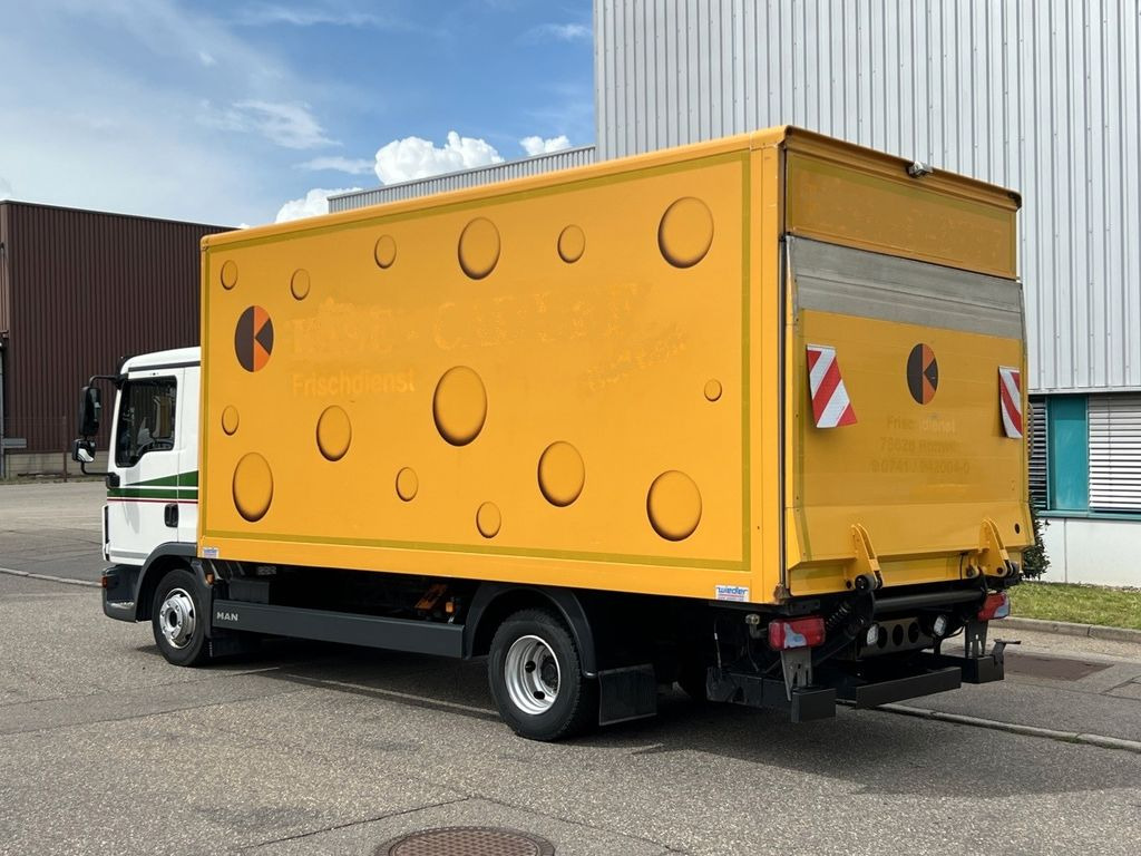 MAN TGL 8.220 Kühlkoffer 5,26m LBW Klima Luftgef. MAN TGL 8.220 Kühlkoffer 5,26m LBW Klima Luftgef. - Refrigerated van: picture 5 MAN TGL 8.220 Kühlkoffer 5,26m LBW Klima Luftgef. MAN TGL 8.220 Kühlkoffer 5,26m LBW Klima Luftgef. - Refrigerated van: picture 5