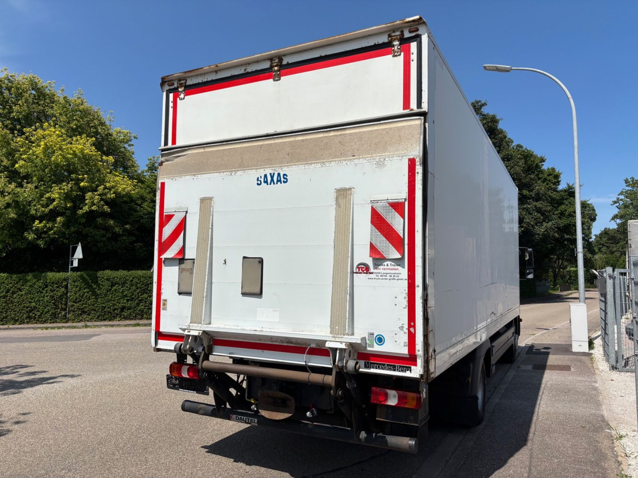 Mercedes-Benz Atego III 1227L, Euro-6 Klima, LBW - Box truck: picture 4 Mercedes-Benz Atego III 1227L, Euro-6 Klima, LBW - Box truck: picture 4