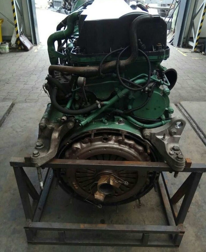 Volvo D13A FH13 440 Volvo FH 13 - Engine for Truck: picture 2 Volvo D13A FH13 440 Volvo FH 13 - Engine for Truck: picture 2