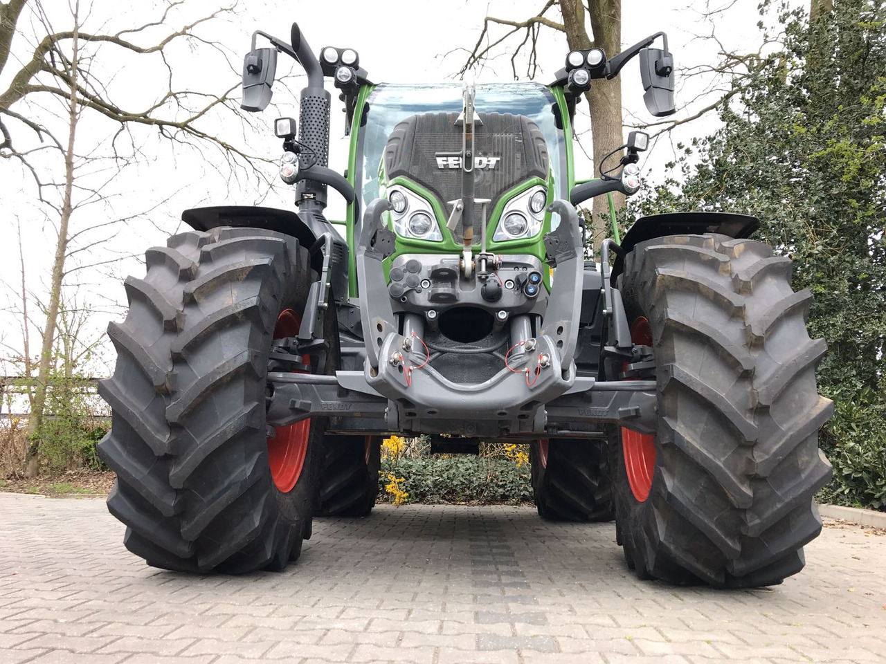 Farm tractor FENDT 514 Vario S4 ProfiPlus: picture 8