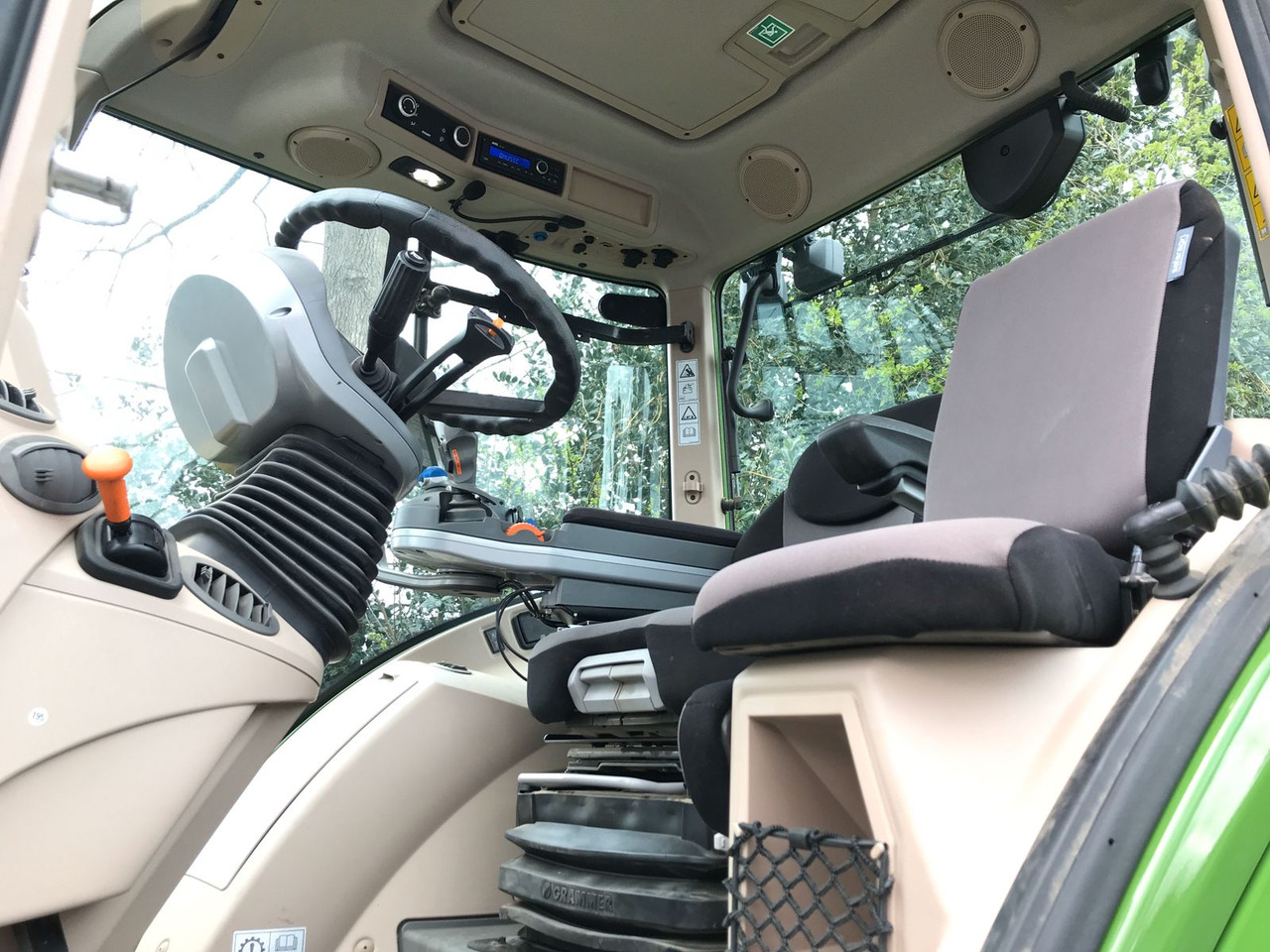 Farm tractor FENDT 514 Vario S4 ProfiPlus: picture 23