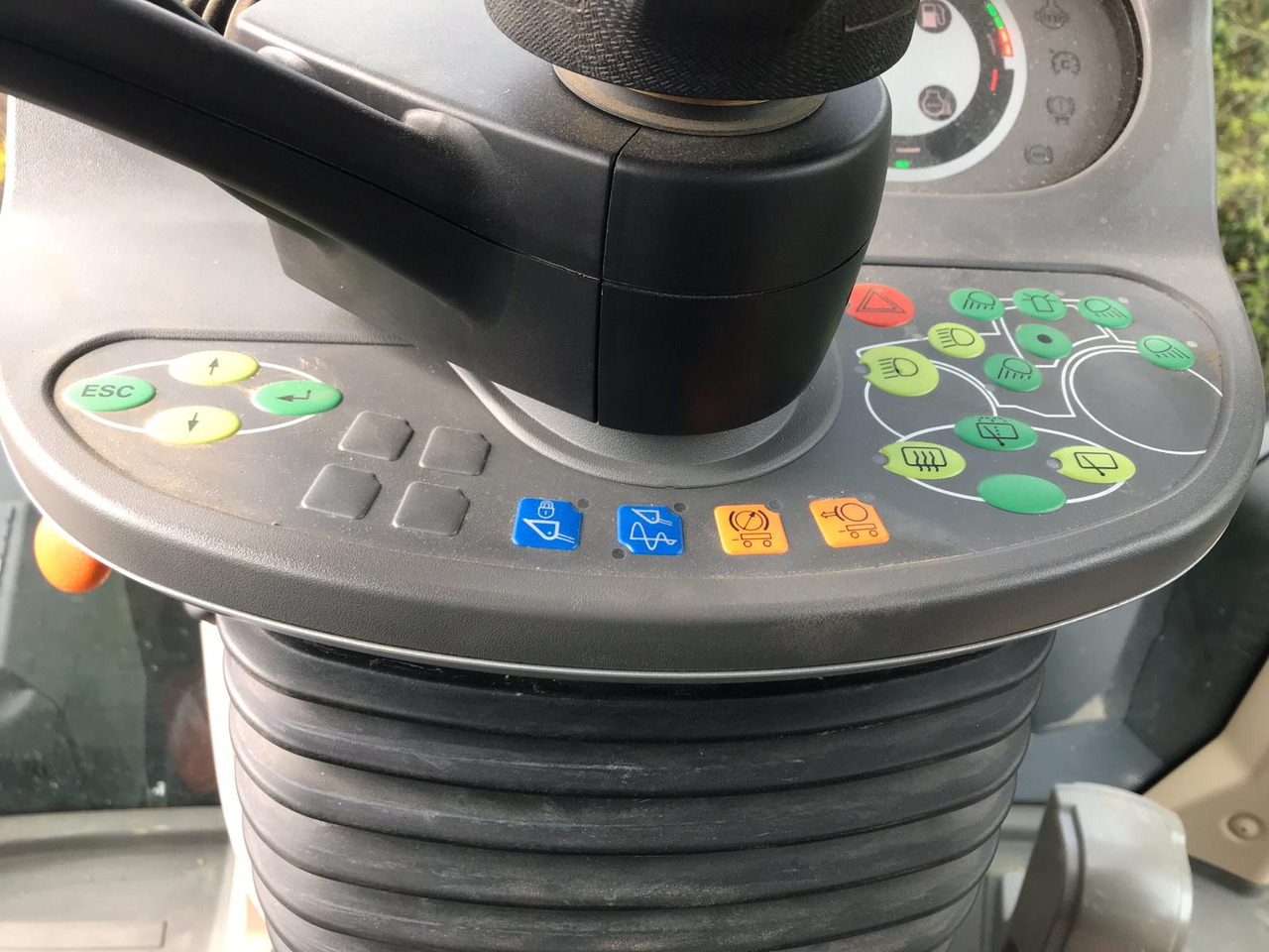 Farm tractor FENDT 514 Vario S4 ProfiPlus: picture 28